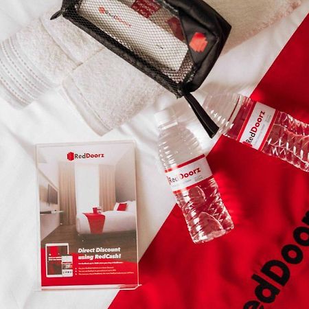Reddoorz Plus Near Jakarta Kota Station Εξωτερικό φωτογραφία