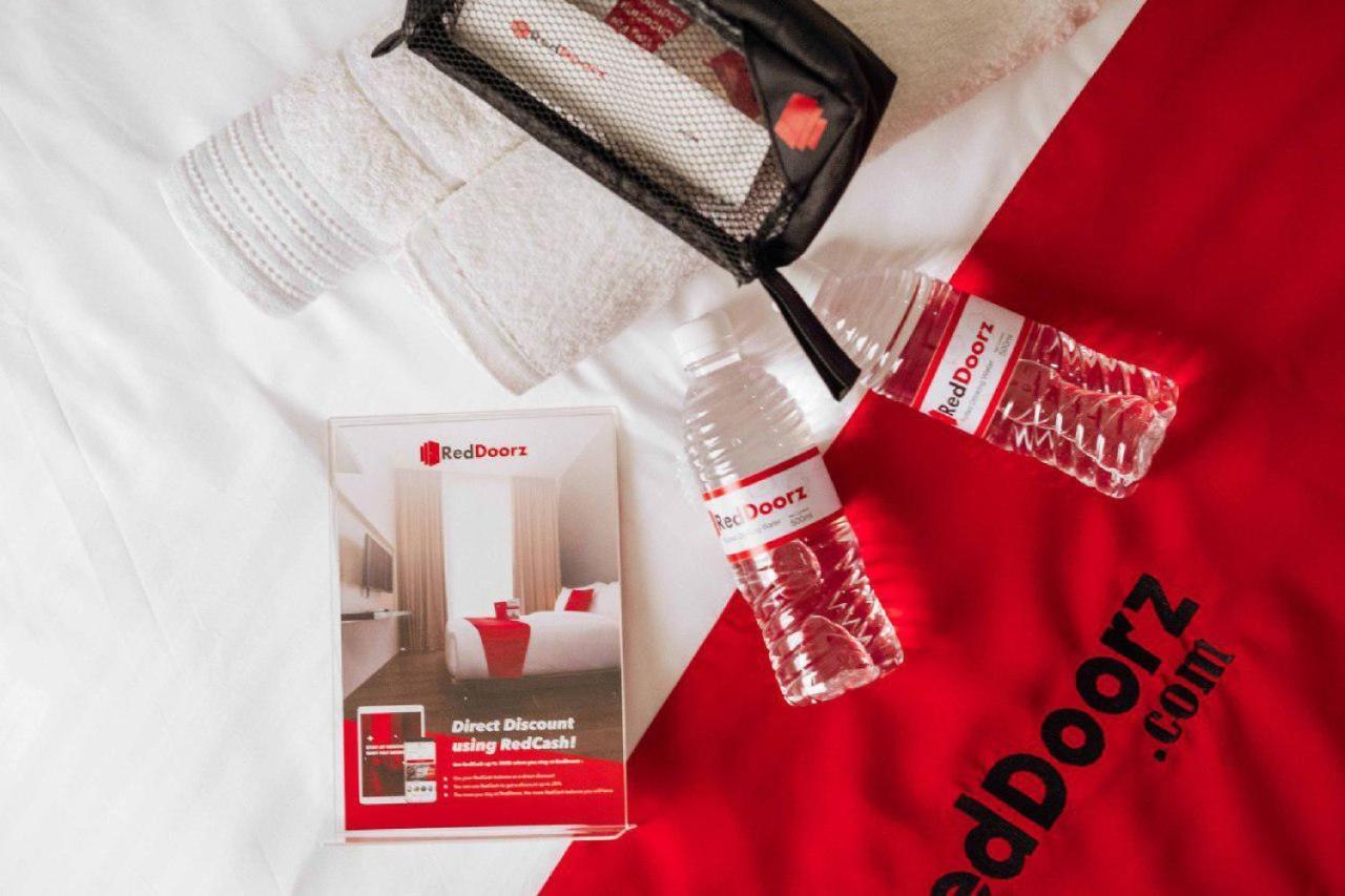 Reddoorz Plus Near Jakarta Kota Station Εξωτερικό φωτογραφία