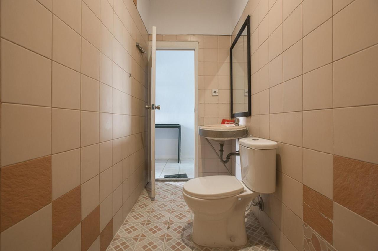 Reddoorz Plus Near Jakarta Kota Station Εξωτερικό φωτογραφία