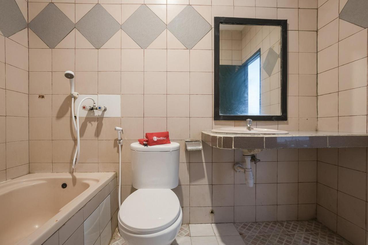 Reddoorz Plus Near Jakarta Kota Station Εξωτερικό φωτογραφία