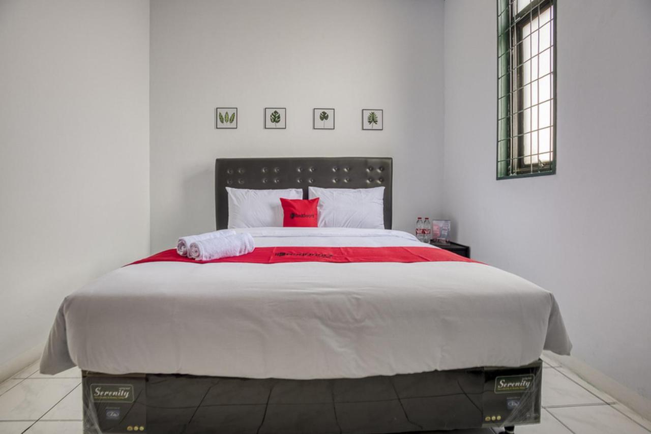Reddoorz Plus Near Jakarta Kota Station Εξωτερικό φωτογραφία