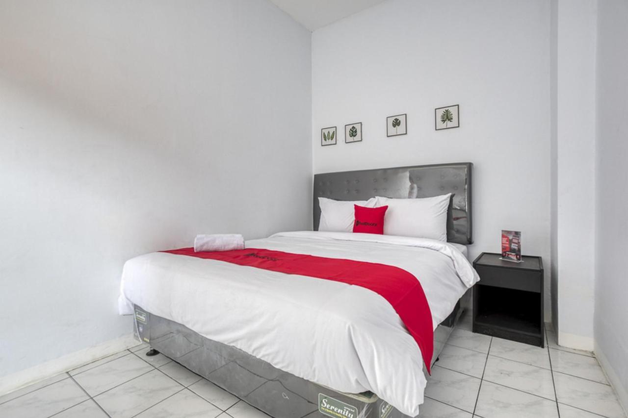 Reddoorz Plus Near Jakarta Kota Station Εξωτερικό φωτογραφία