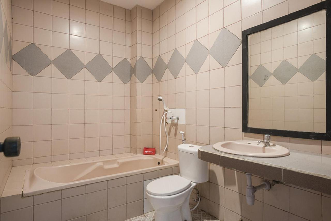 Reddoorz Plus Near Jakarta Kota Station Εξωτερικό φωτογραφία